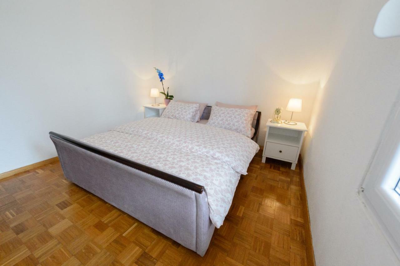Apartment Ana 4+2 Makarska Exteriör bild