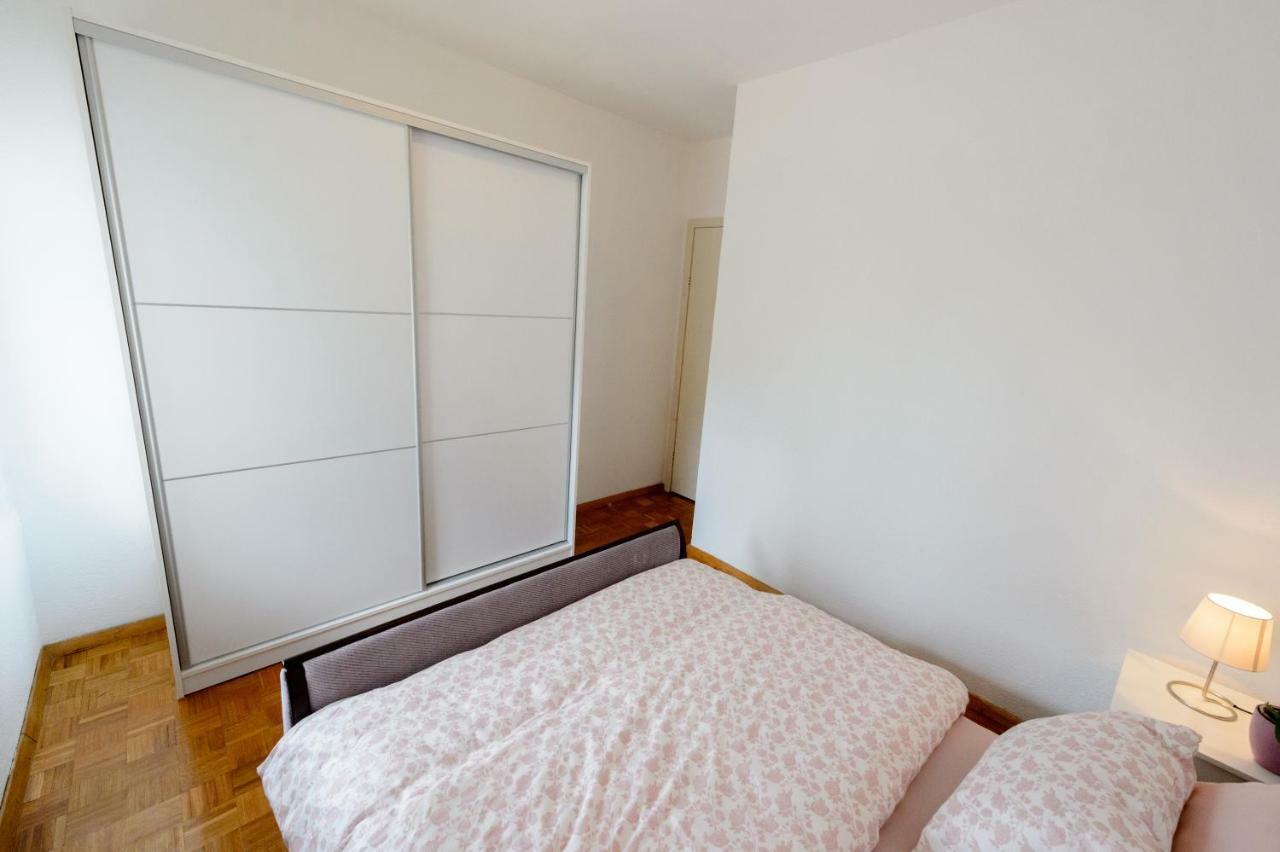 Apartment Ana 4+2 Makarska Exteriör bild